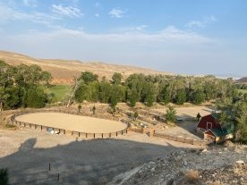 View-of-arenas-Trapper