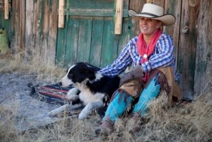 marijn and charlie sitting smiling
