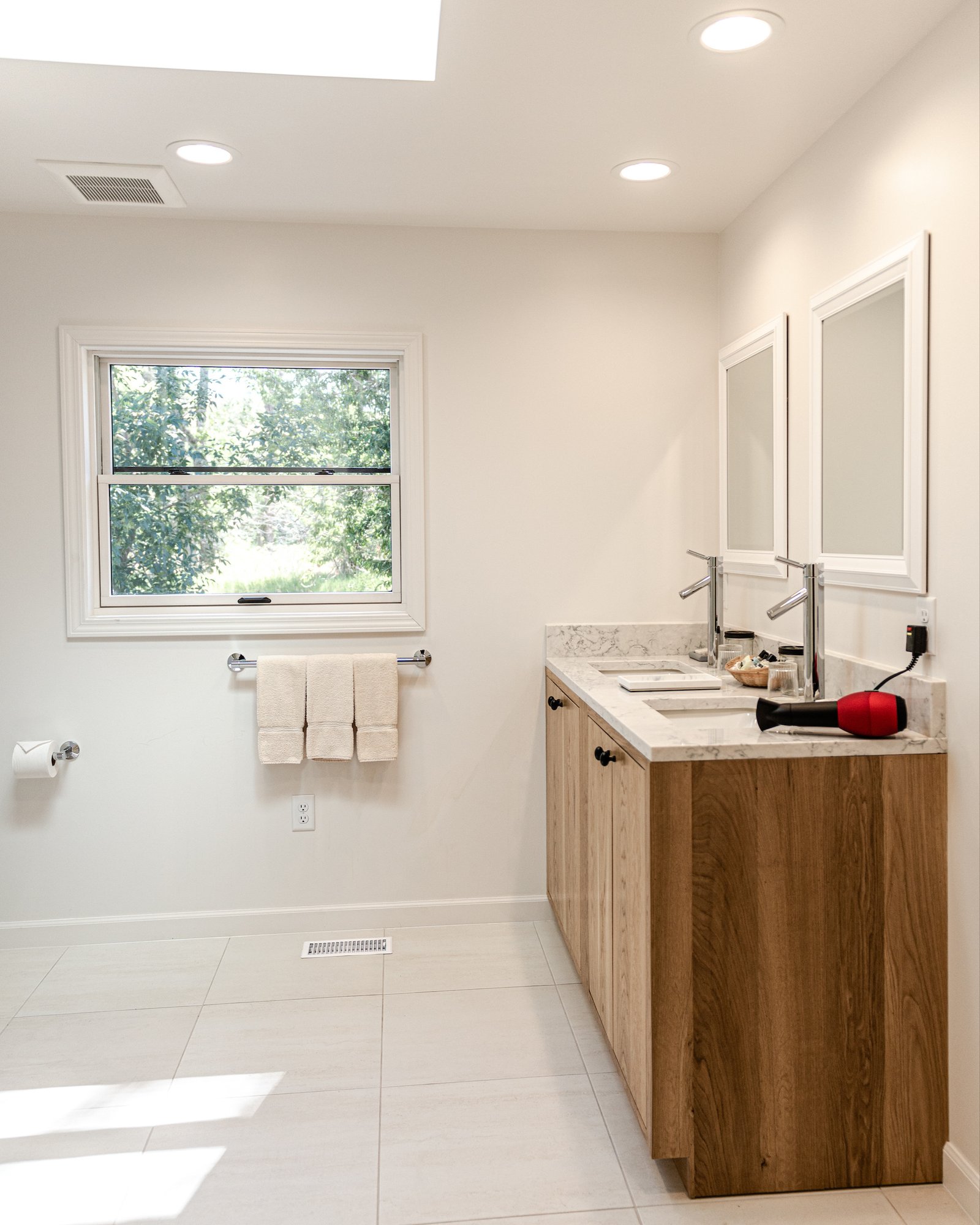 Guest House Master Bathroom