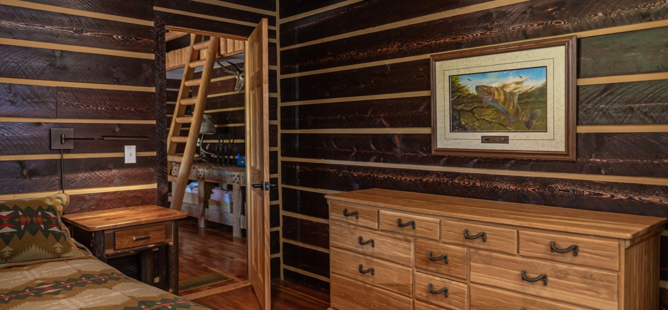 Trapper Guest House Bedroom