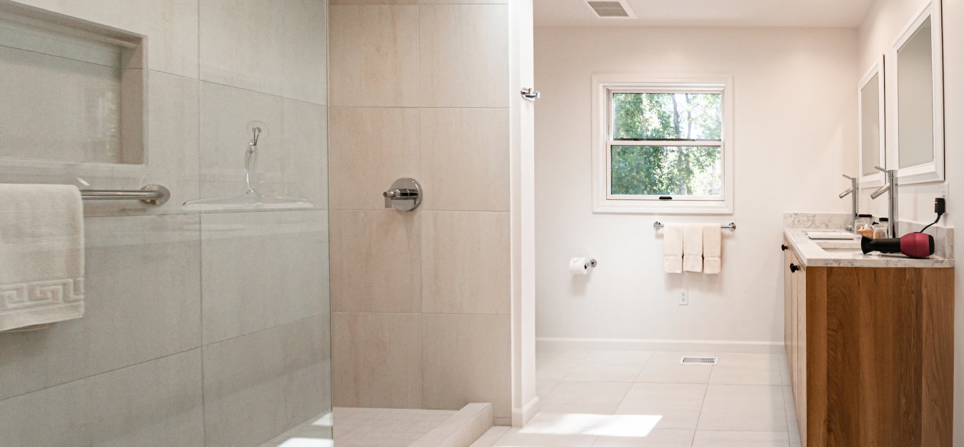 Trapper Guest House Master Bathroom